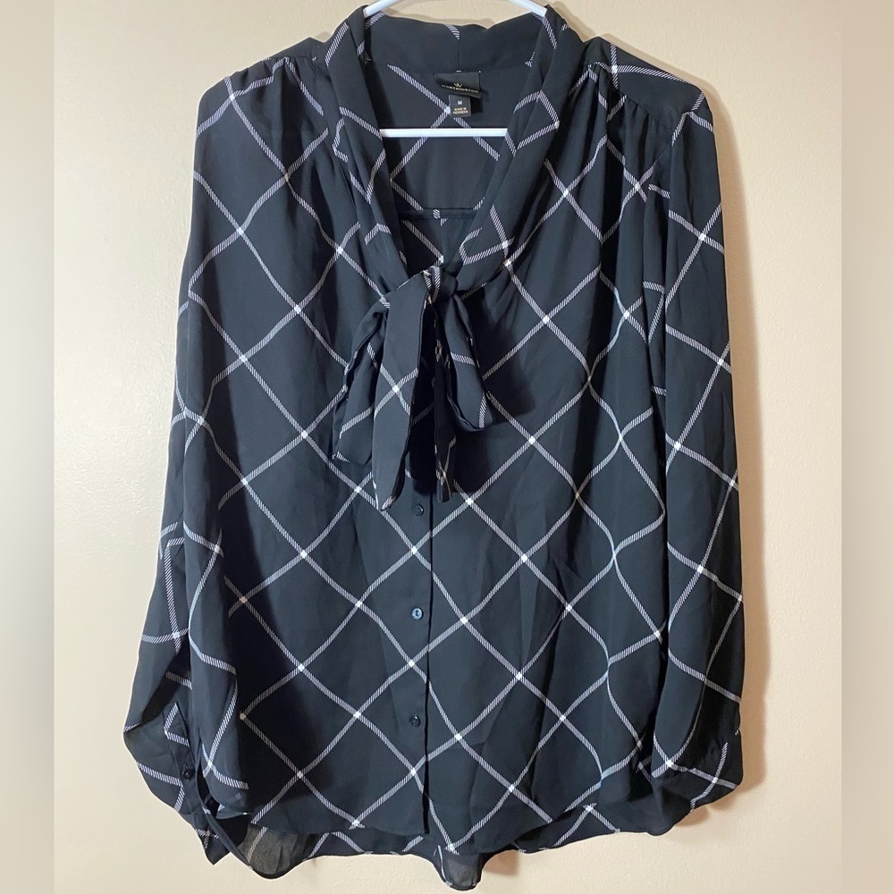 Worthington Lightweight Business Casual Long Sleeve Top Women’s Size Medium